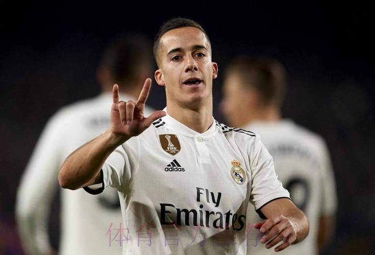 意媒:巴斯克斯要求500万欧年薪 尤文米兰无法满足